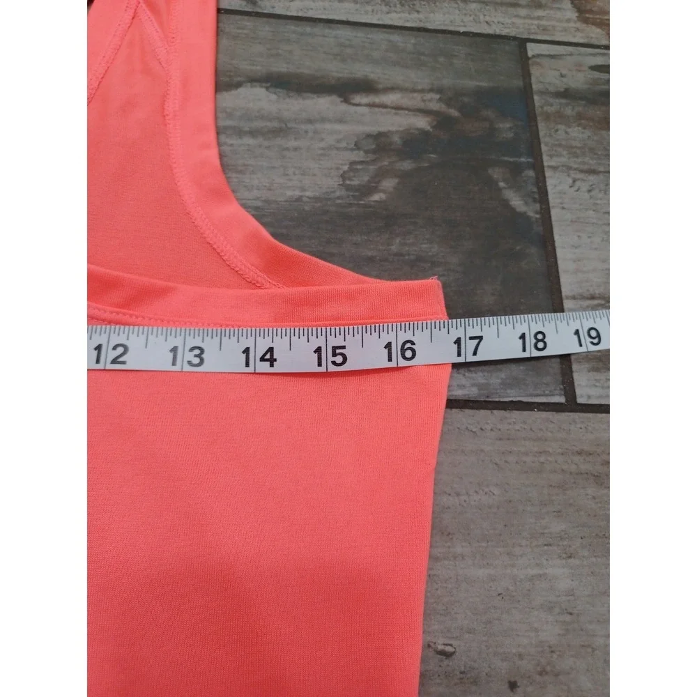 The North Face Women's Size S Neon Hot Pink Vaporwick Athletic Fitness Tank Top